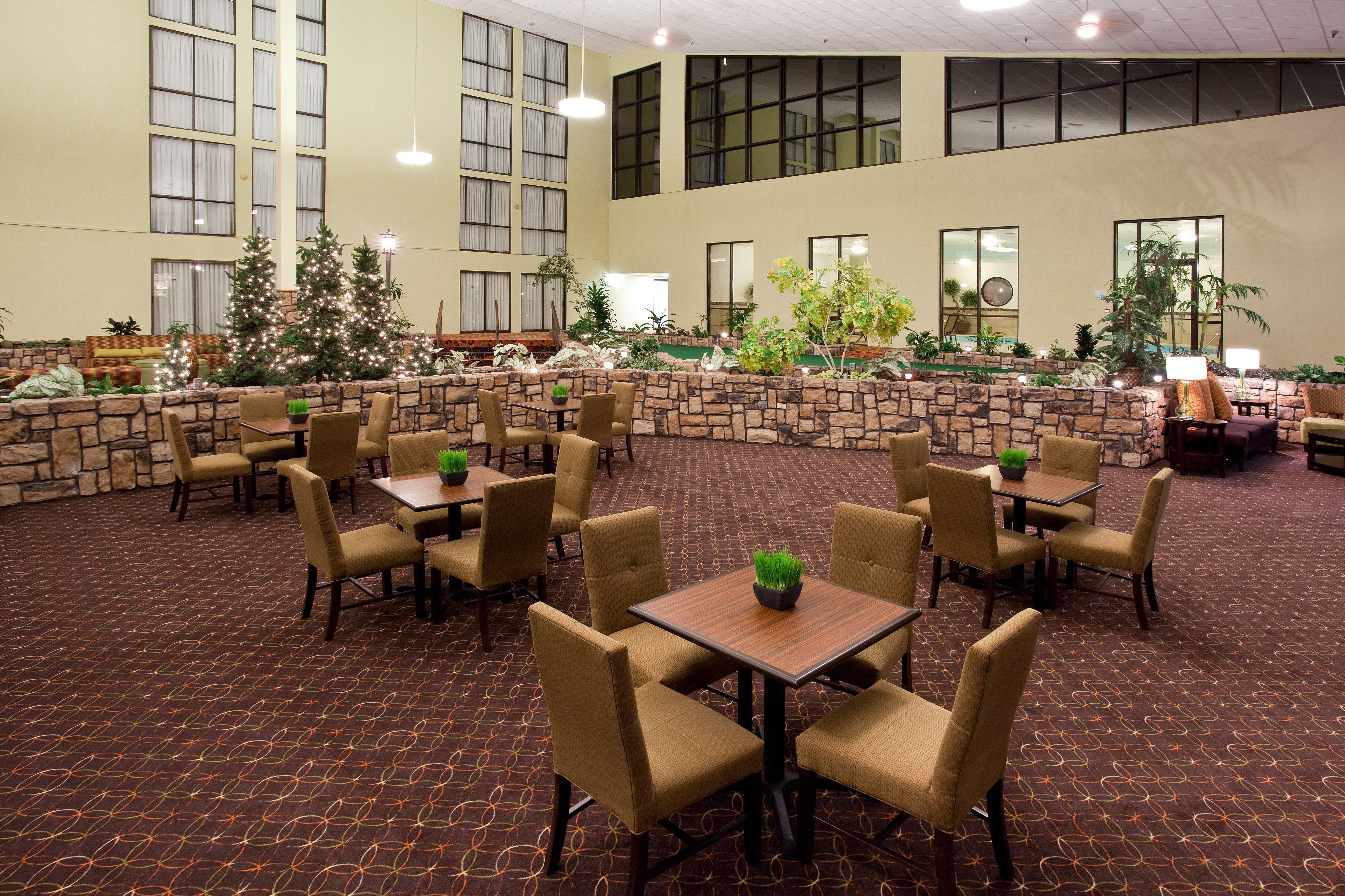 Ramada Plaza By Wyndham Sheridan Hotel & Convention Center Dış mekan fotoğraf